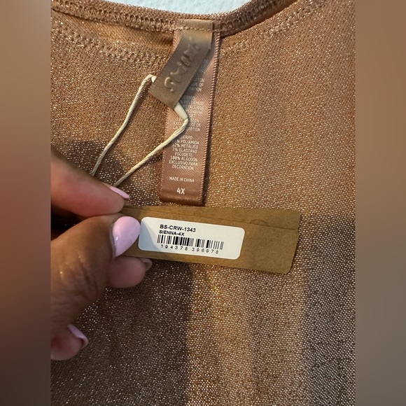 NWT - Skims Shimmer Crew Neck Bodysuit - Picture 4 of 4